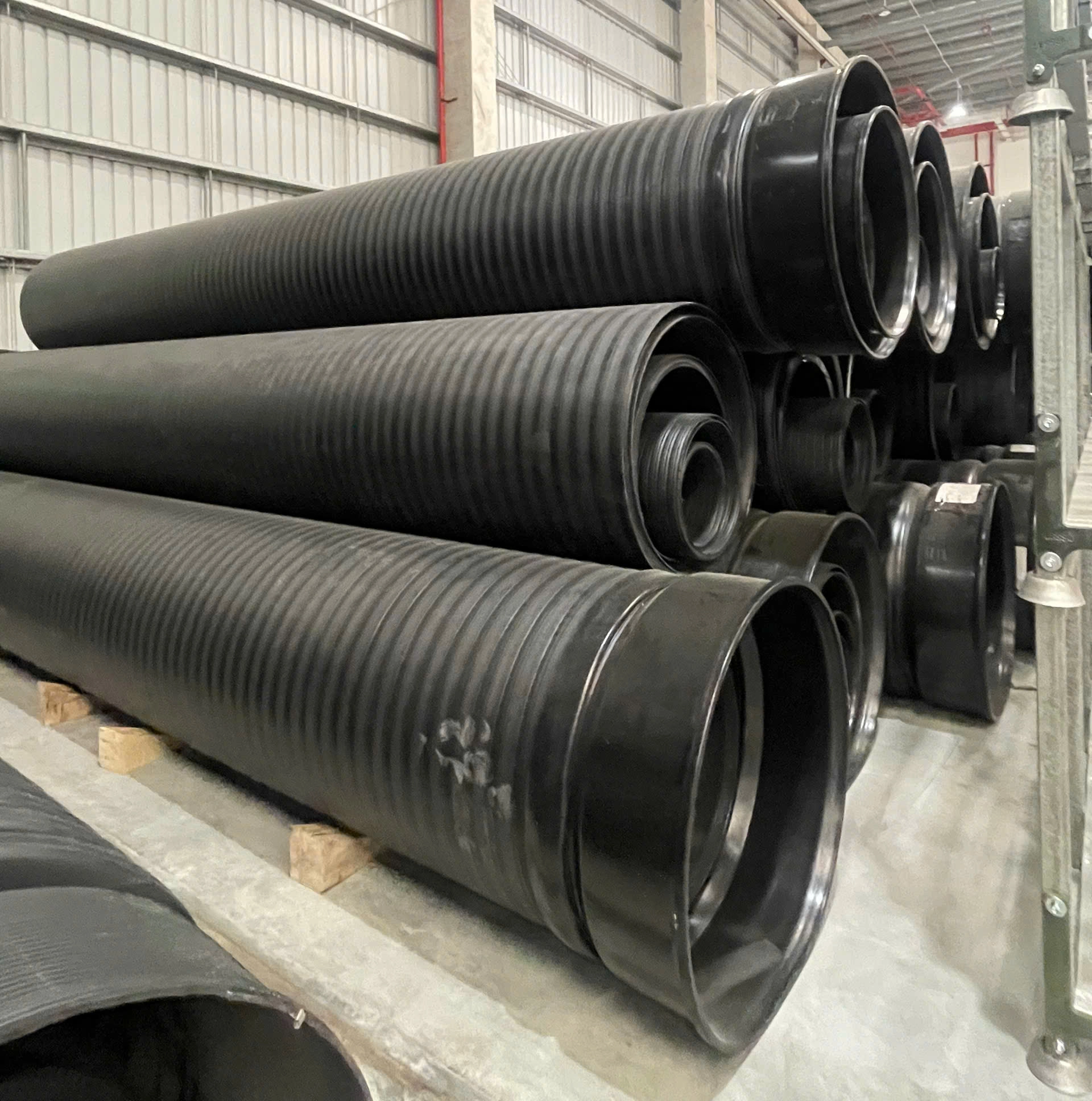 Ống hai vách HDPE có đầu nong Lesso